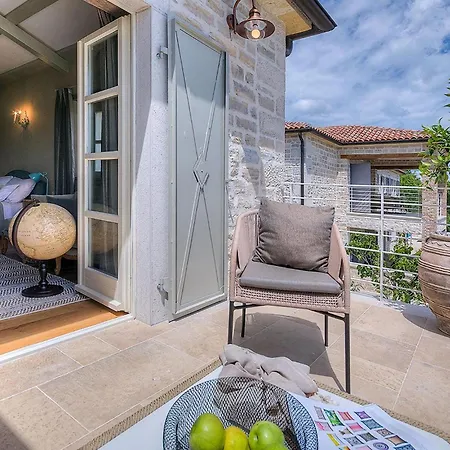 Elena Holiday home